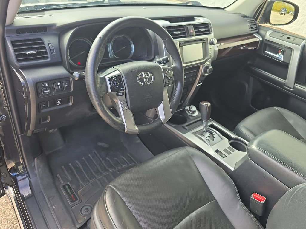Used 2015 Toyota 4Runner Limited image 10