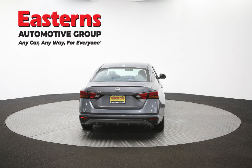 Used 2024 Nissan Altima 2.5 SV FWD image 40