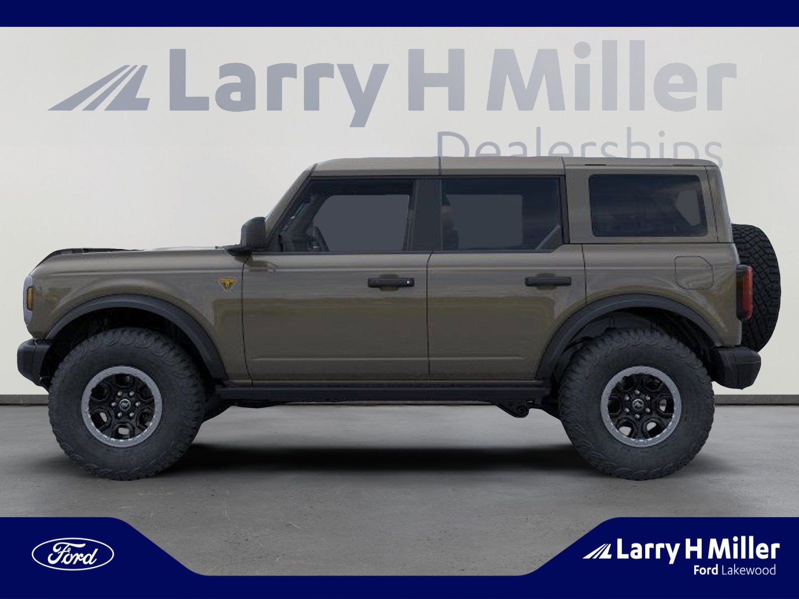 New 2026 Ford Bronco Badlands image 3