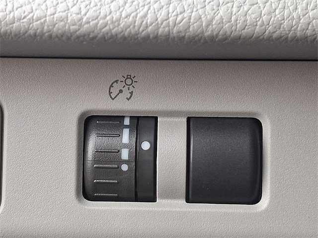 Used 2014 Subaru Forester 2.5i Premium image 23