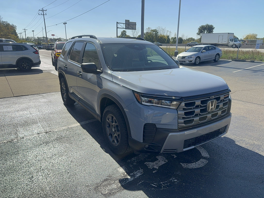 New 2026 Honda Pilot TrailSport image 3