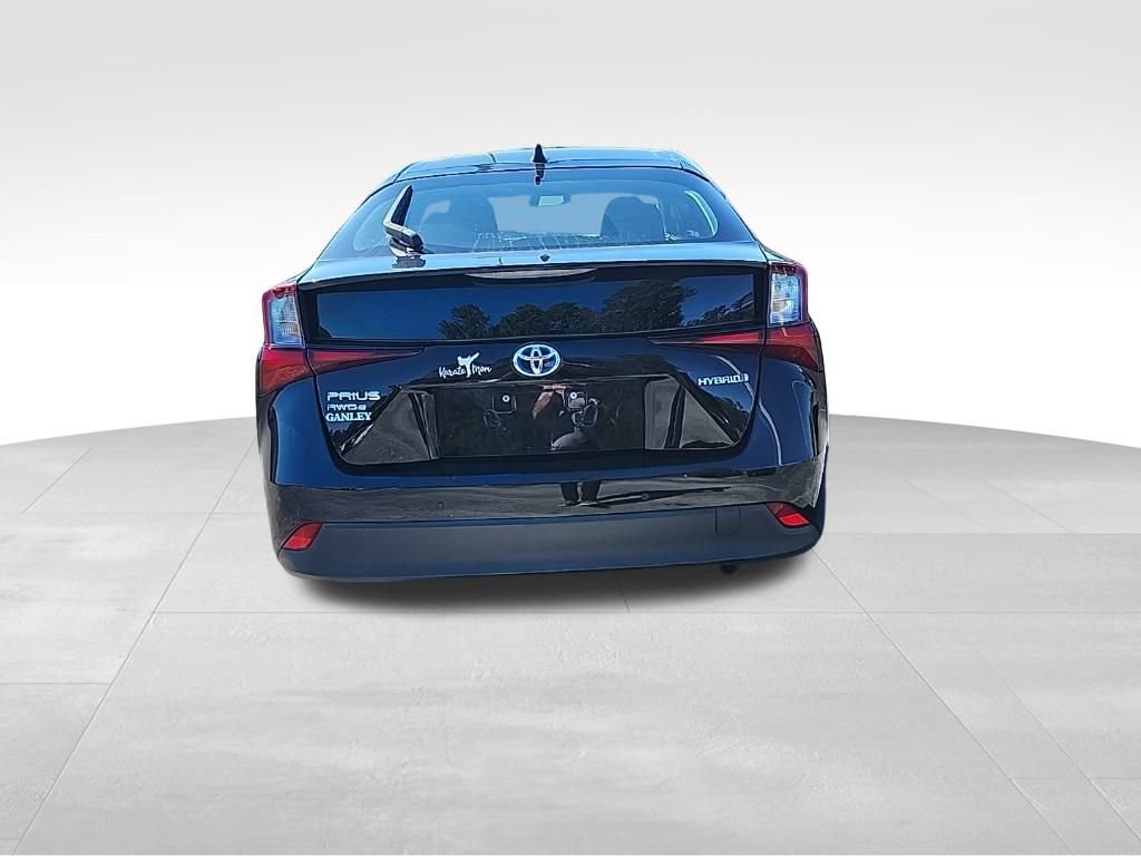 Used 2020 Toyota Prius LE image 10