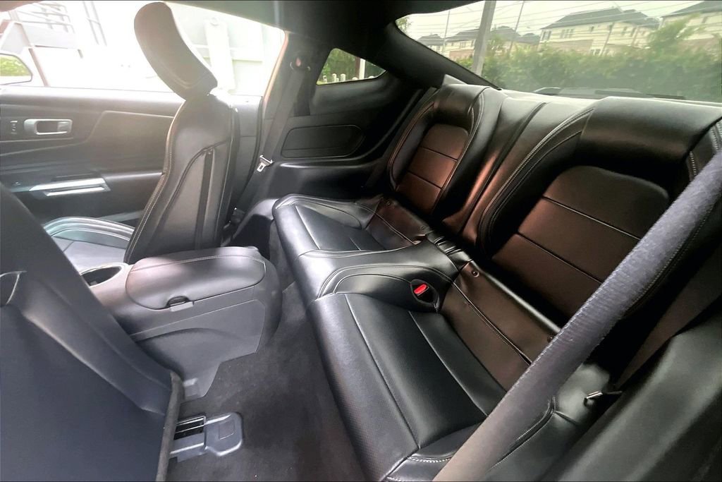 Used 2025 Ford Mustang GT Premium RWD image 33