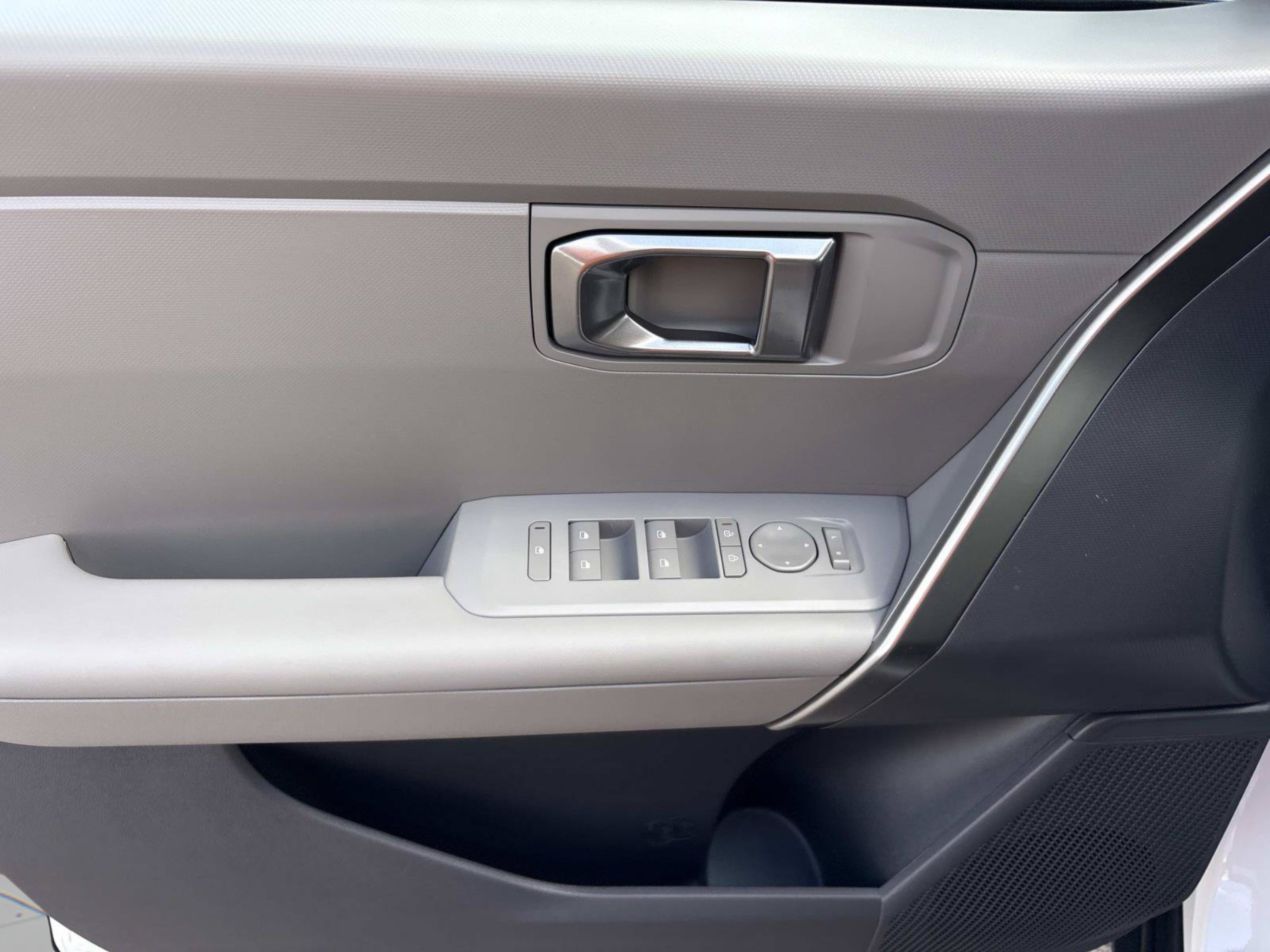 New 2027 Kia Seltos S FWD image 16