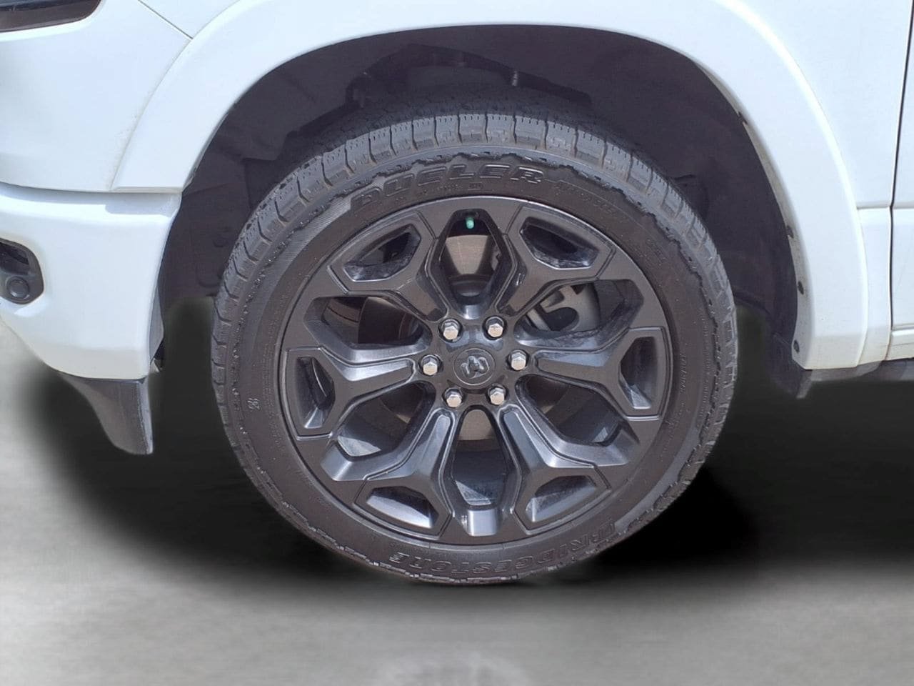 Used 2022 RAM 1500 Limited AWD/4WD image 9