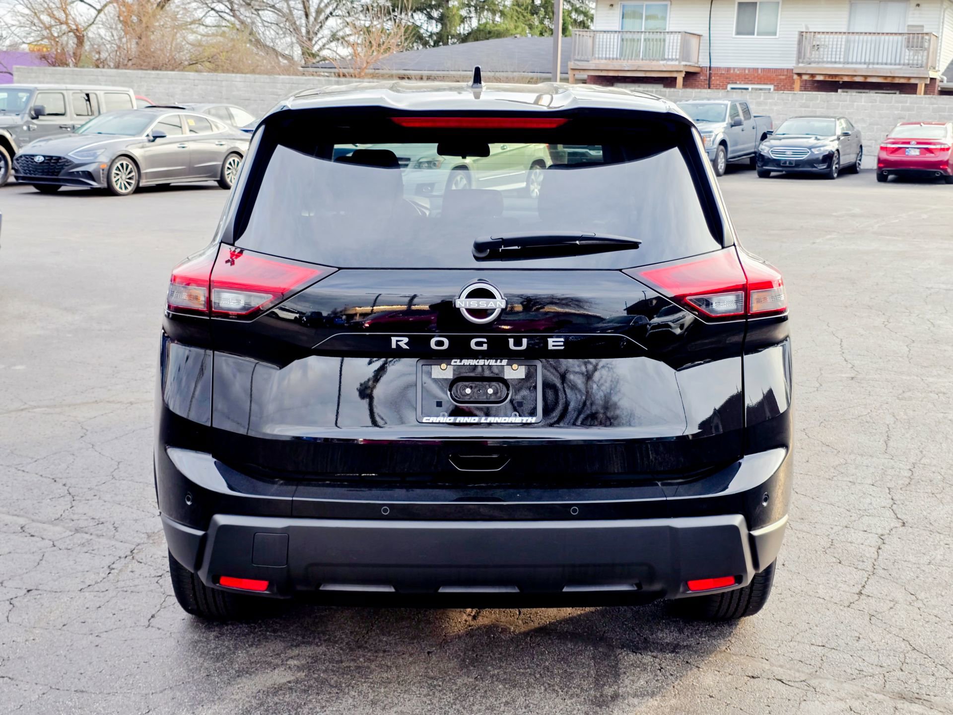 Used 2025 Nissan Rogue SV image 16