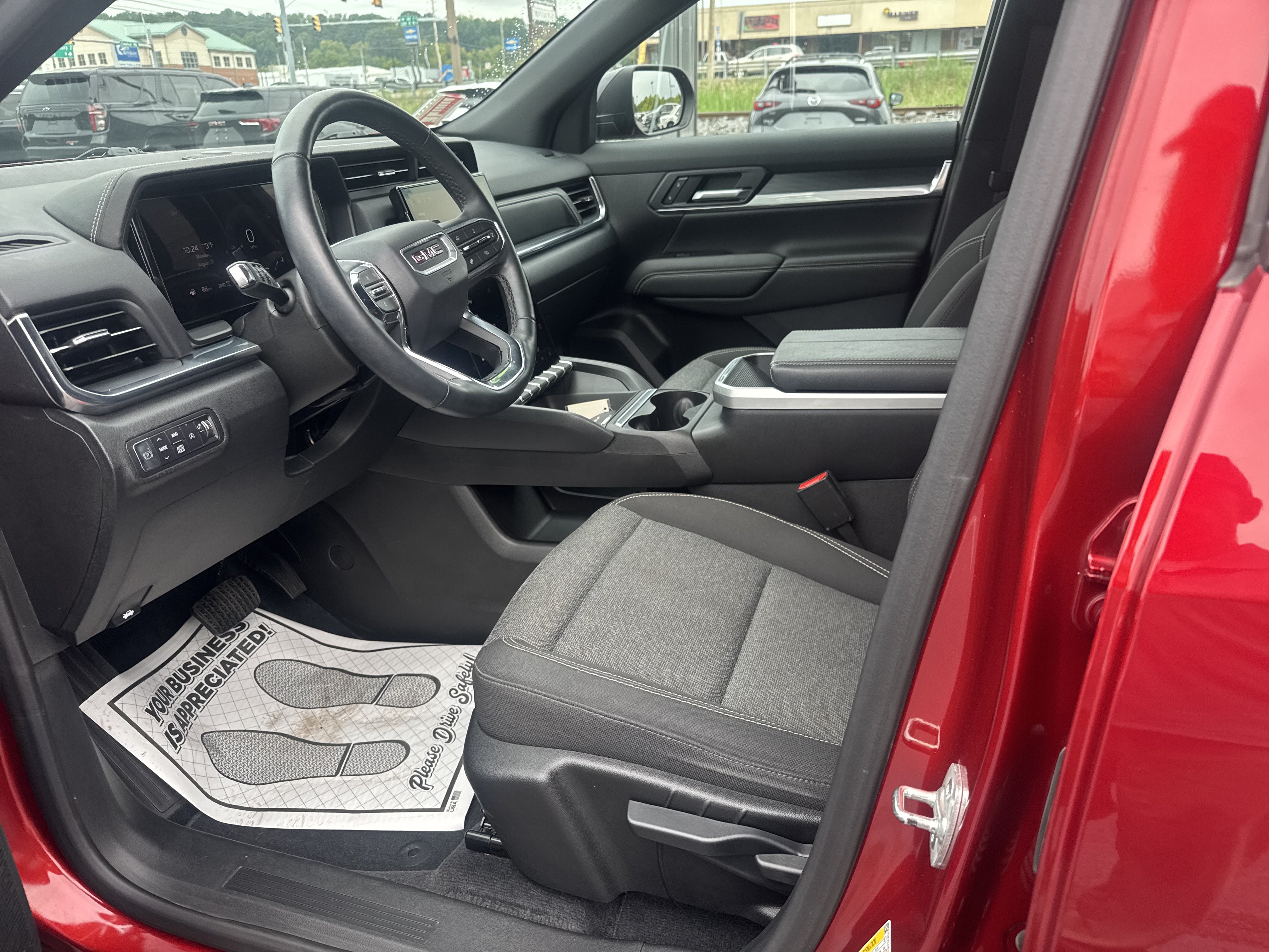 Used 2025 GMC Terrain Elevation w/ Black Edition AWD/4WD image 12