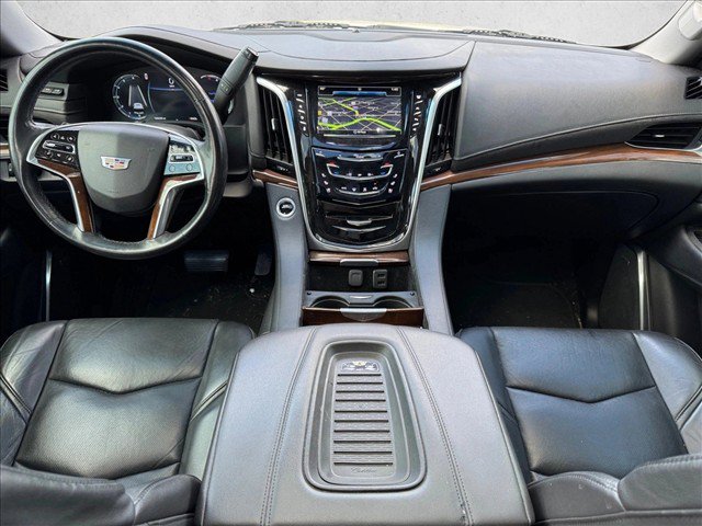 Used 2020 Cadillac Escalade Premium Luxury RWD image 20
