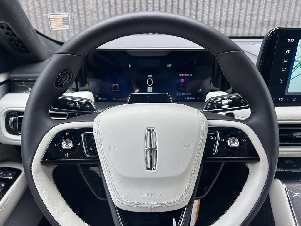 New 2026 Lincoln Aviator Black Label AWD/4WD image 31
