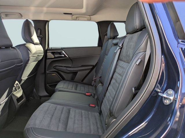 New 2026 Mitsubishi Outlander SE FWD image 15