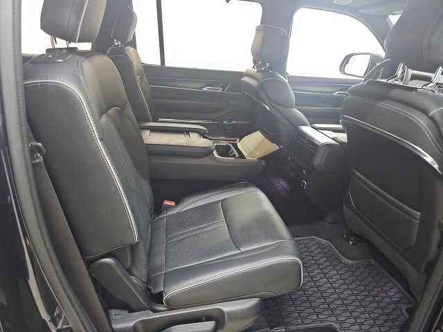 Used 2024 Jeep Grand Wagoneer Series II w/ Quick Order Packagew 28T image 19