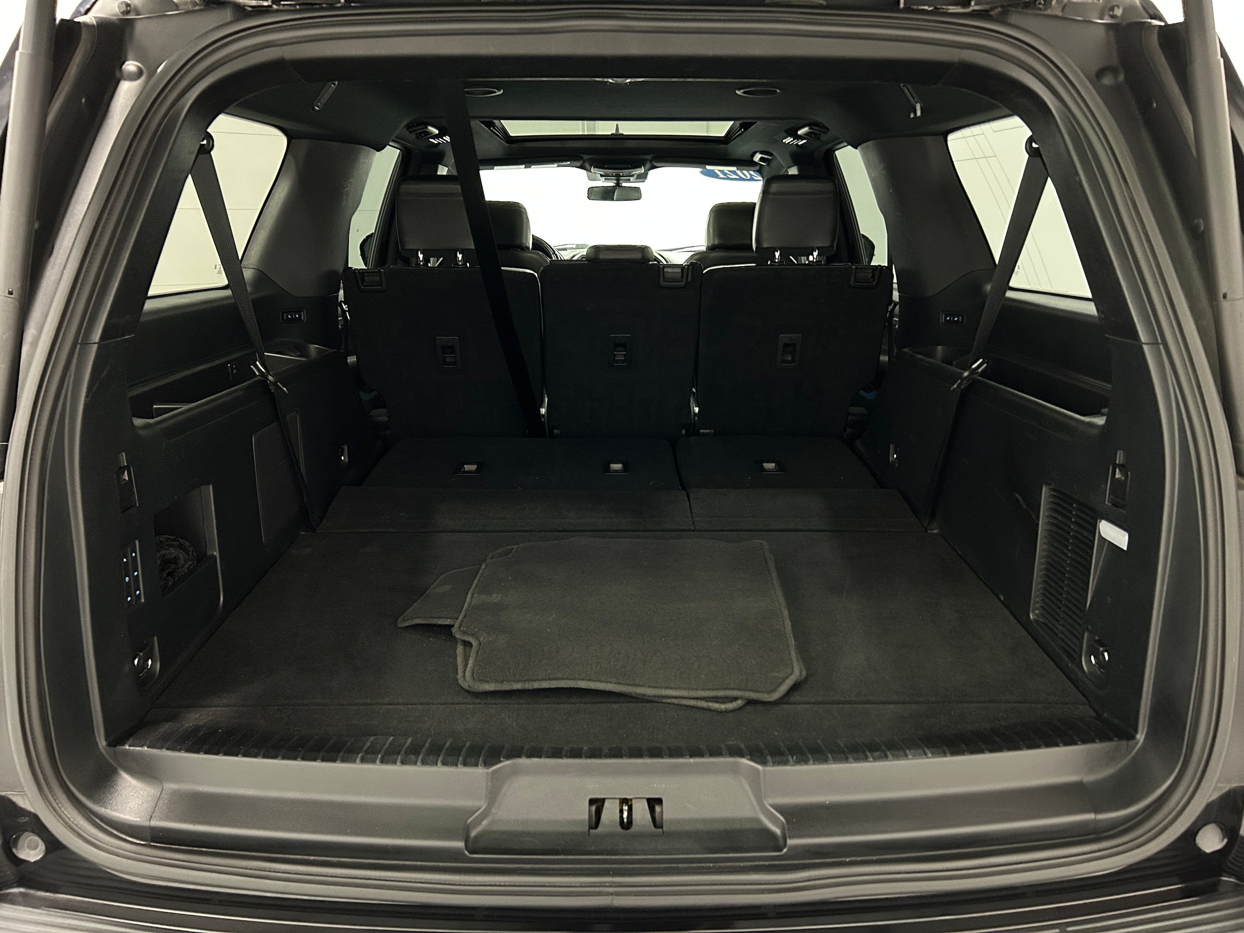 Used 2021 Ford Expedition Max Limited AWD/4WD image 36