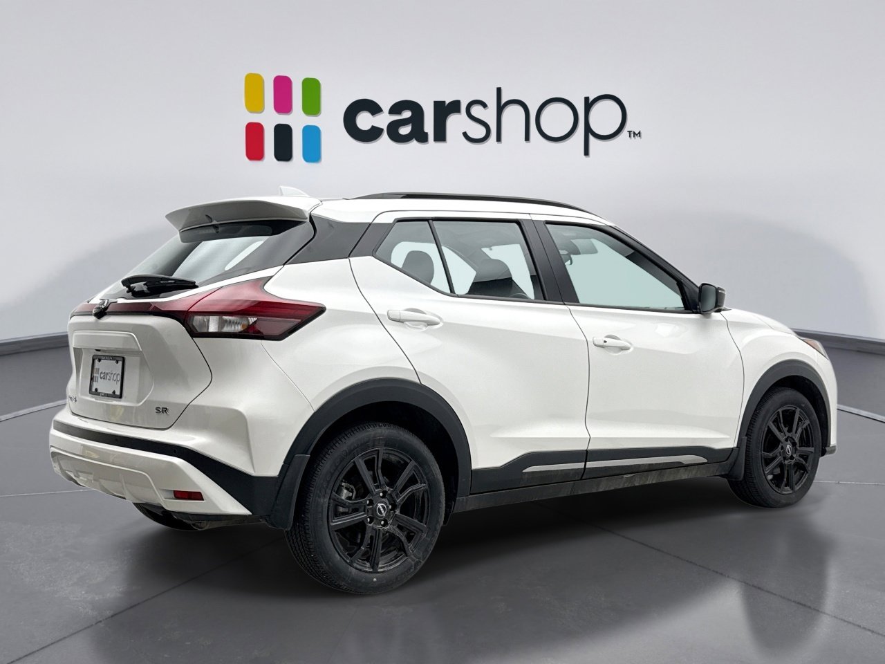 Used 2024 Nissan Kicks SR image 5