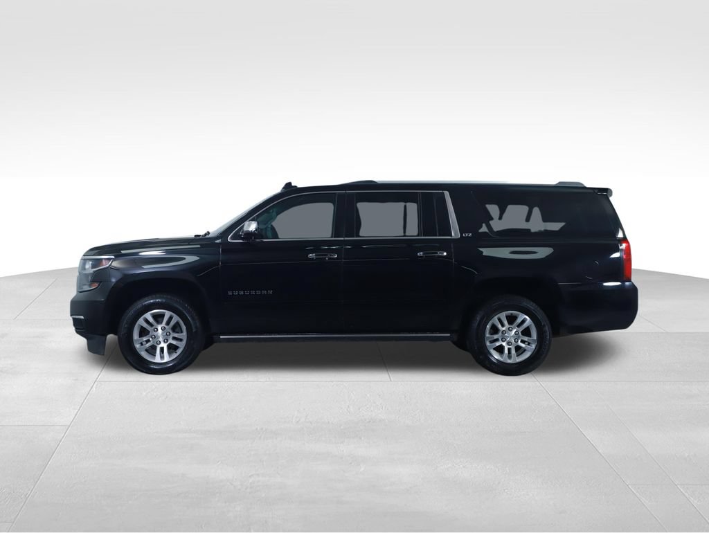 Used 2015 Chevrolet Suburban LTZ RWD image 9