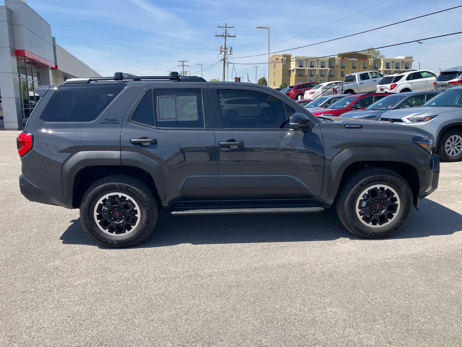 Certified 2026 Toyota 4Runner TRD Off-Road Premium AWD/4WD image 8