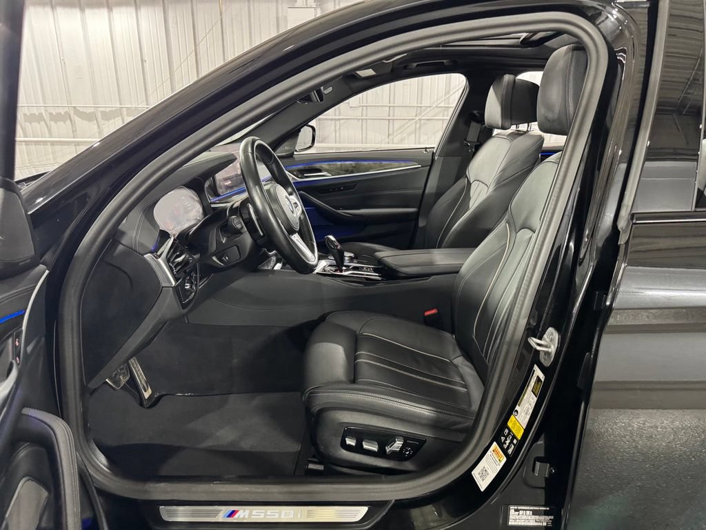 Used 2023 BMW M550i xDrive AWD/4WD image 41