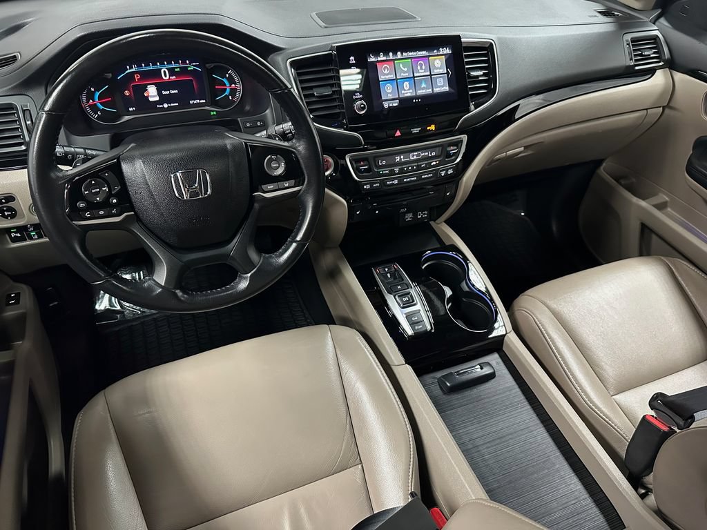 Used 2020 Honda Pilot Touring image 13