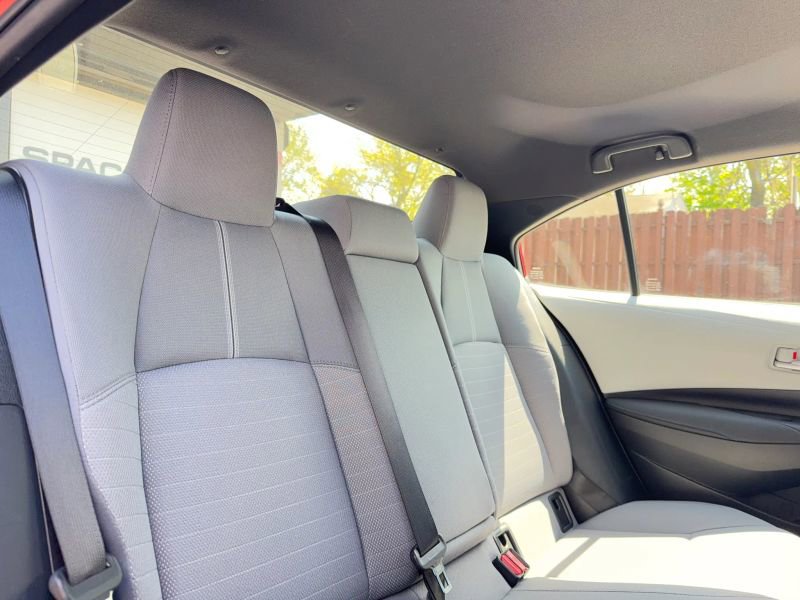 Used 2021 Toyota Corolla SE w/ Carpet Mat Package (TMS) FWD image 26