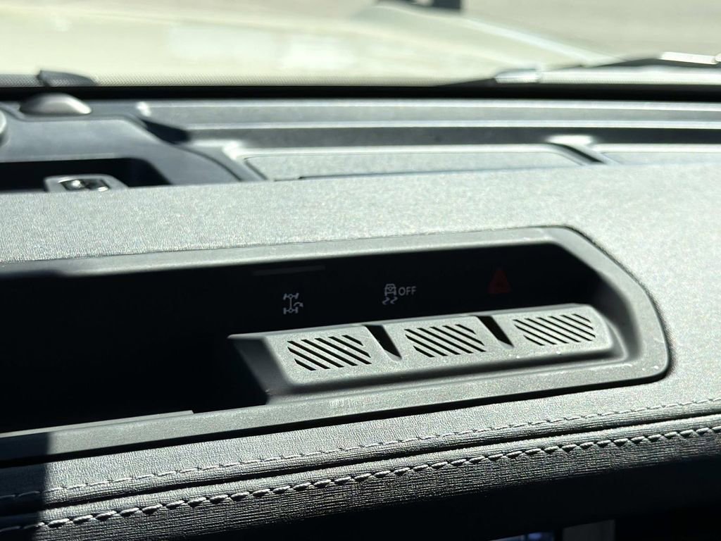 Certified 2025 Ford Bronco Outer Banks image 27