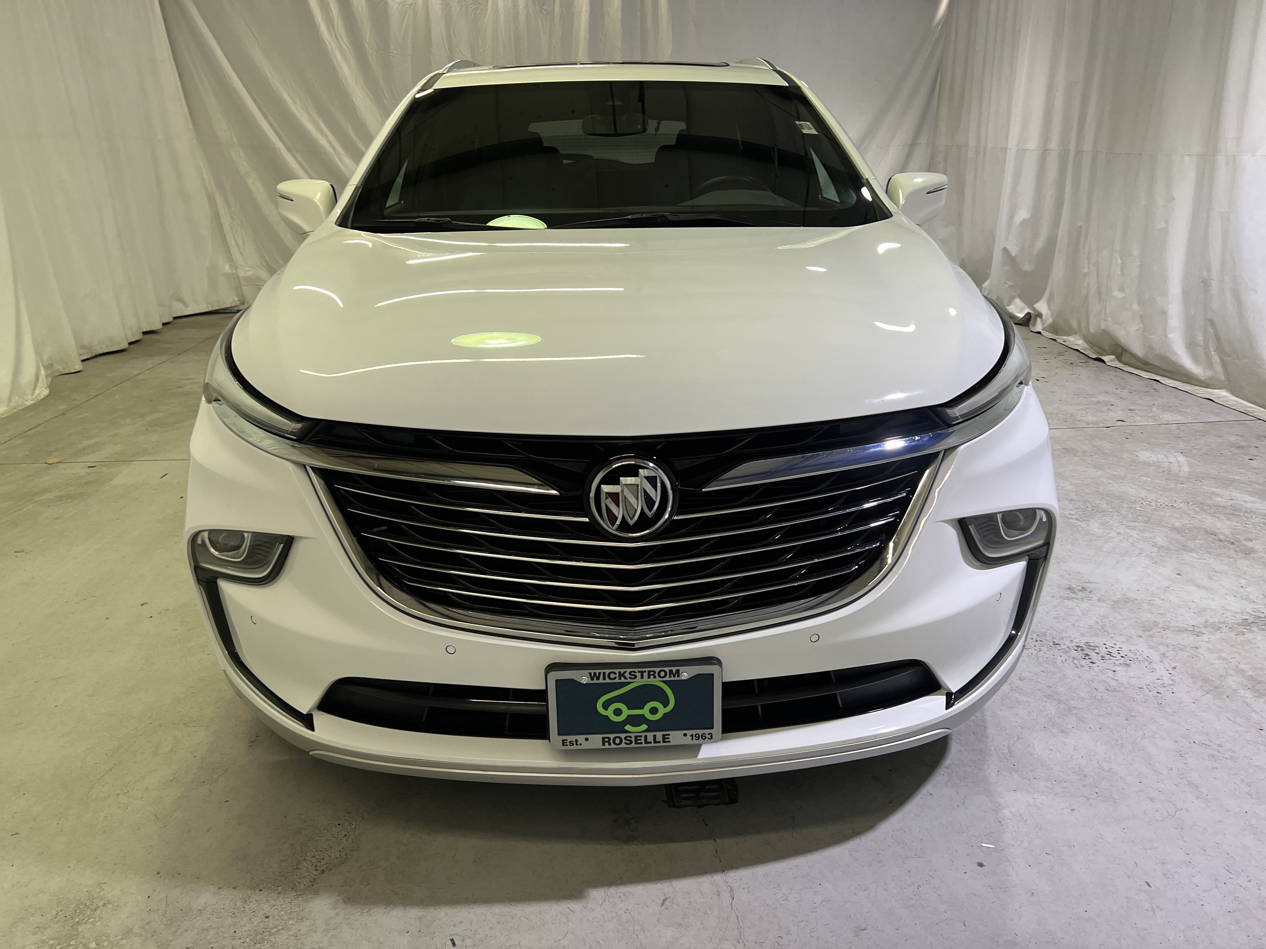 Certified 2023 Buick Enclave Essence w/ Experience Buick Package FWD image 3