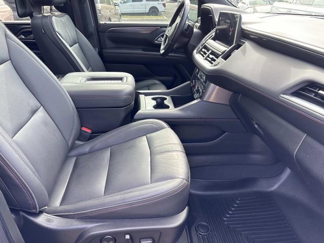 Used 2022 Chevrolet Suburban RST w/ Luxury Package AWD/4WD image 24