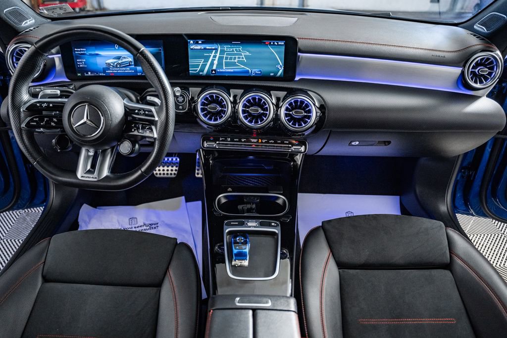 Used 2024 Mercedes-Benz CLA 35 AMG 4MATIC image 22