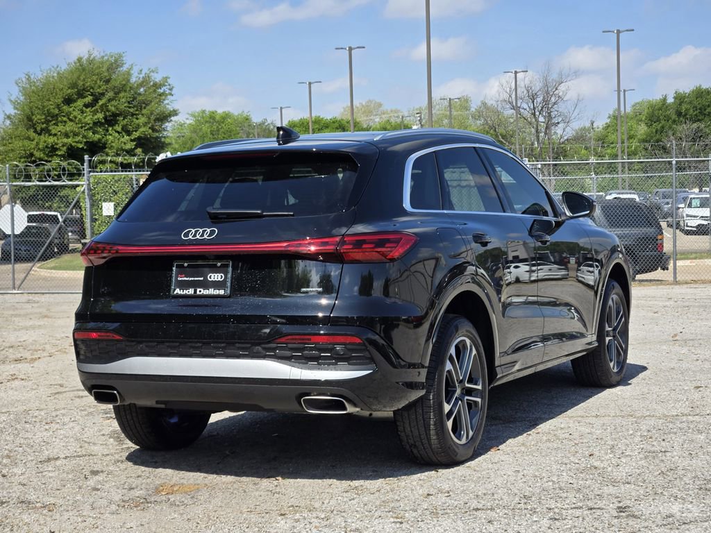 Certified 2025 Audi Q5 Premium image 8