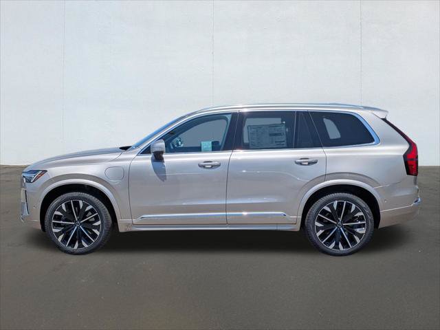 New 2026 Volvo XC90 T8 Plus w/ Protection Package Premier AWD/4WD image 3