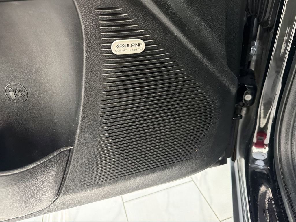 Used 2019 Dodge Challenger SXT w/ Plus Package image 25