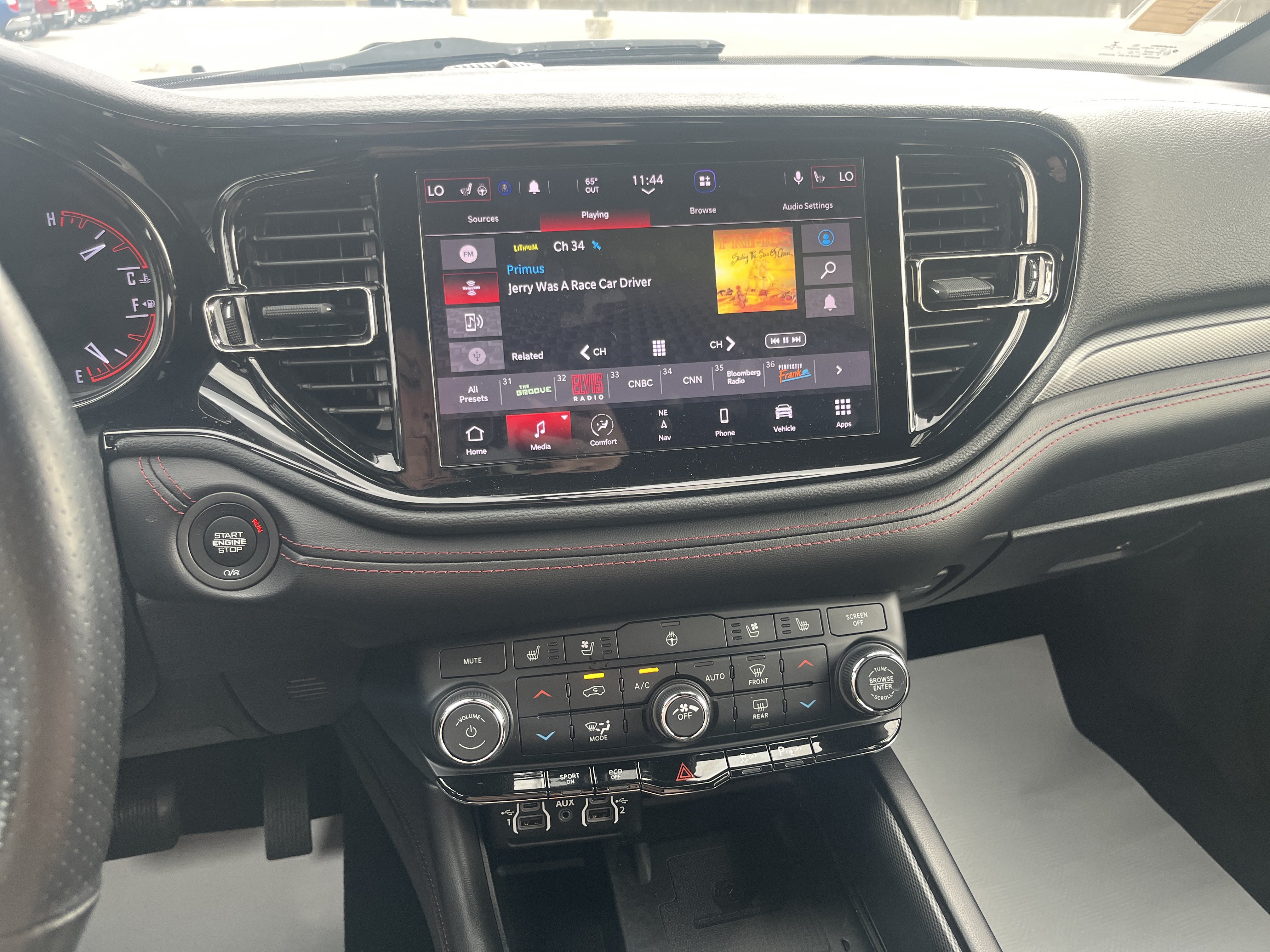 Used 2022 Dodge Durango R/T w/ Blacktop Package AWD/4WD image 27