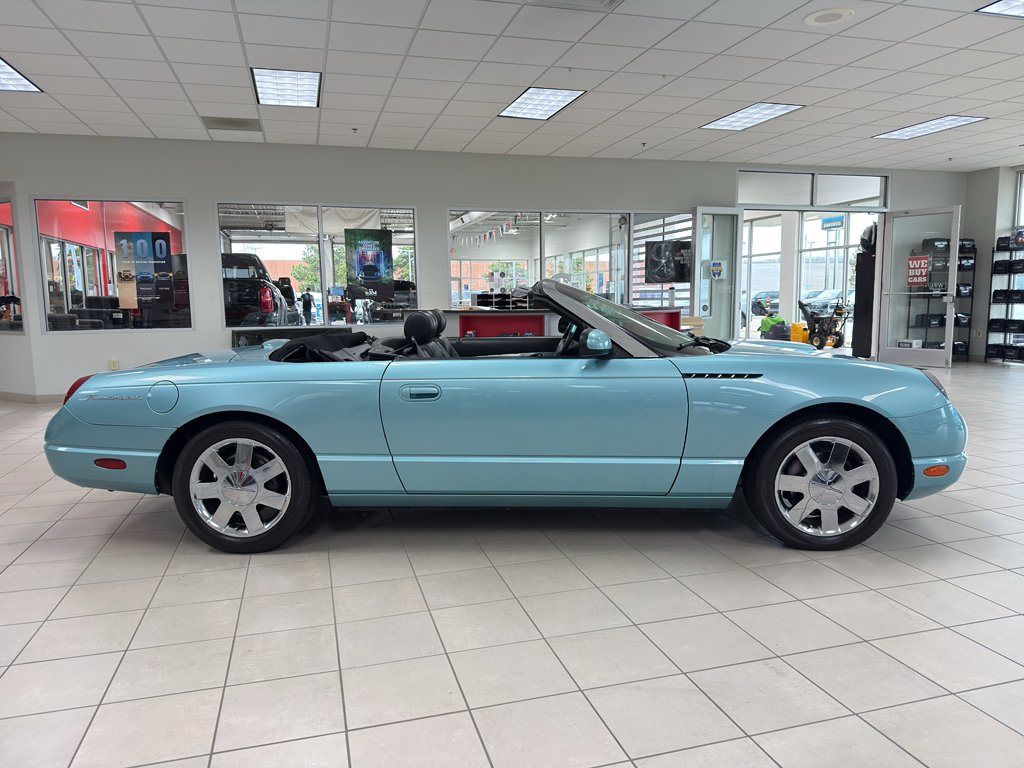 Used 2002 Ford Thunderbird RWD image 8