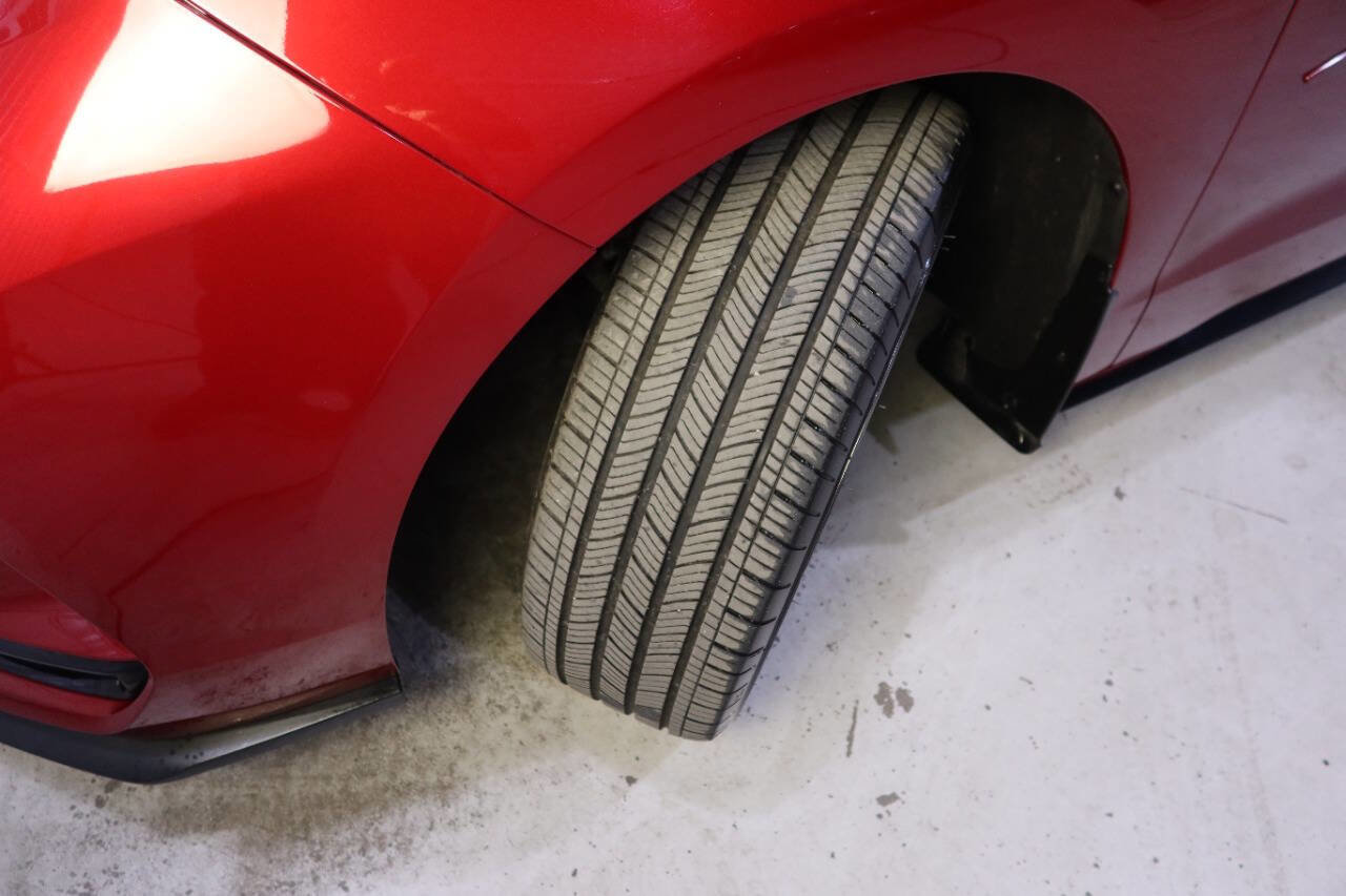 Used 2024 Toyota Sienna XSE image 11