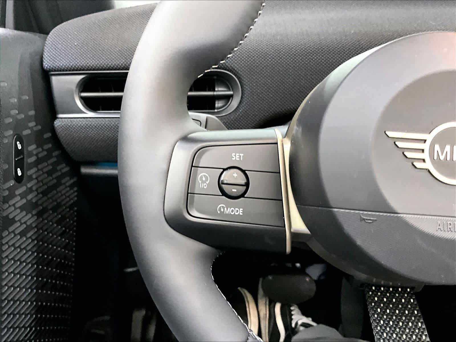 Used 2026 MINI Cooper S FWD image 21