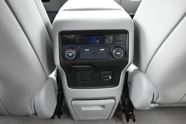 Used 2019 GMC Acadia SLT FWD image 25