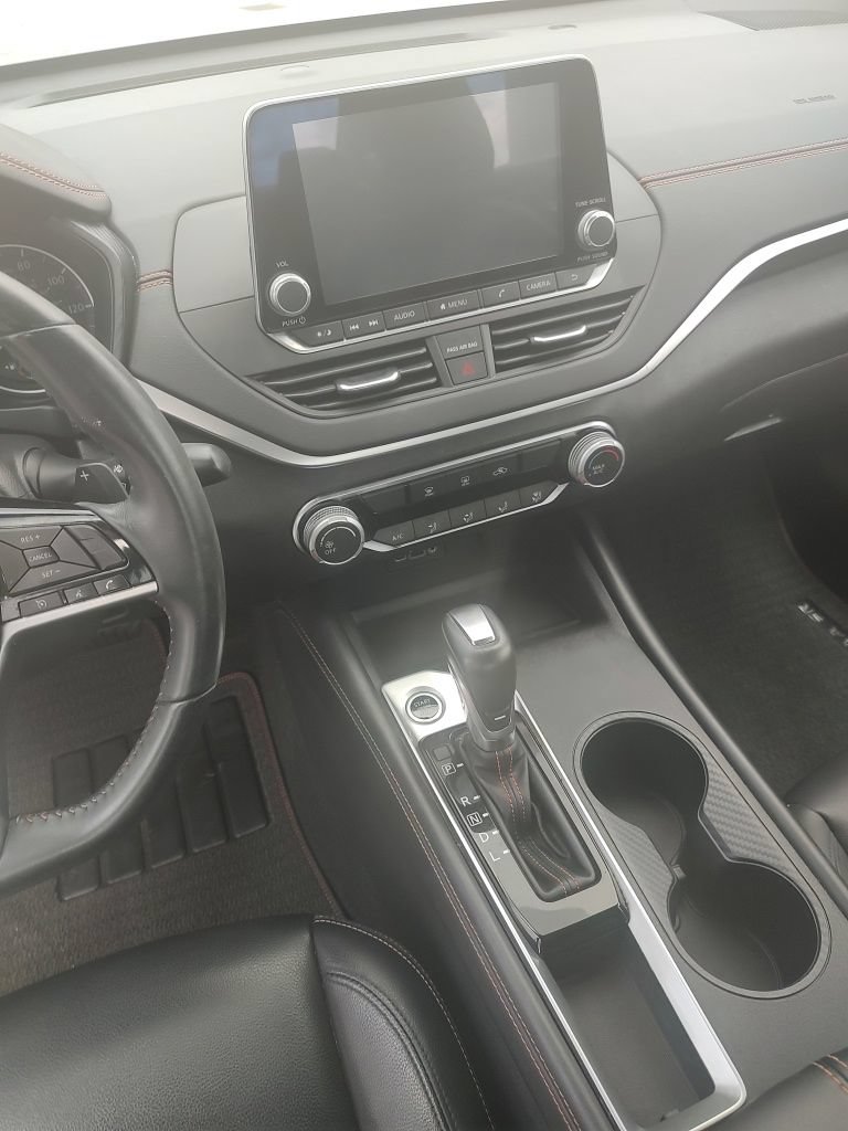 Used 2020 Nissan Altima 2.5 SR FWD image 10