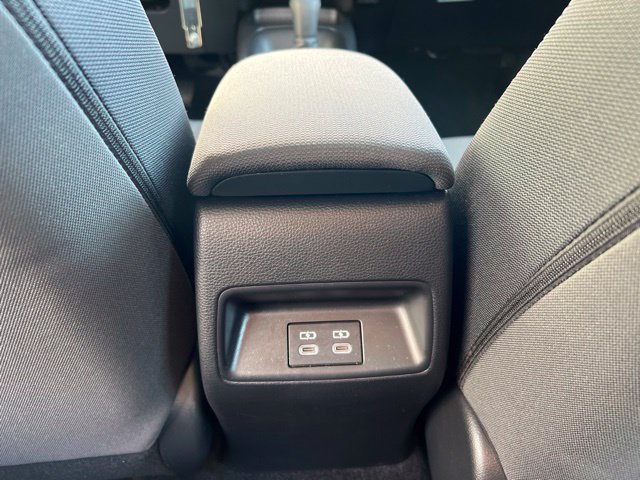 Used 2025 Toyota Corolla LE AWD/4WD image 26