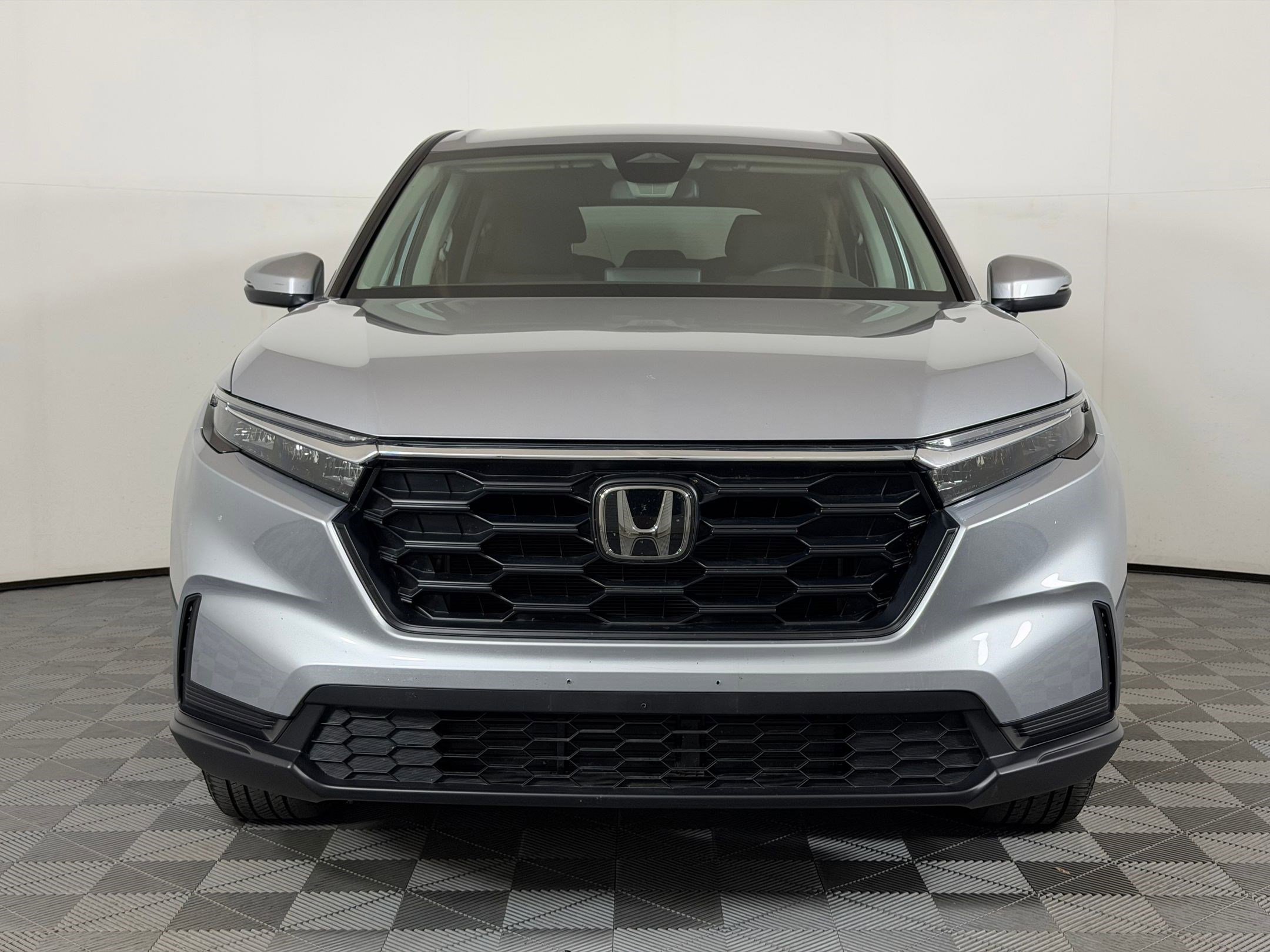 Used 2025 Honda CR-V LX image 6