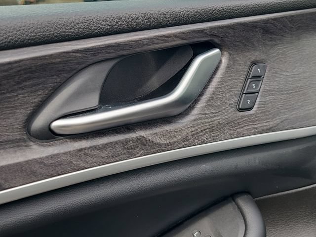 Used 2024 Jeep Grand Cherokee Limited 4xe AWD/4WD image 15