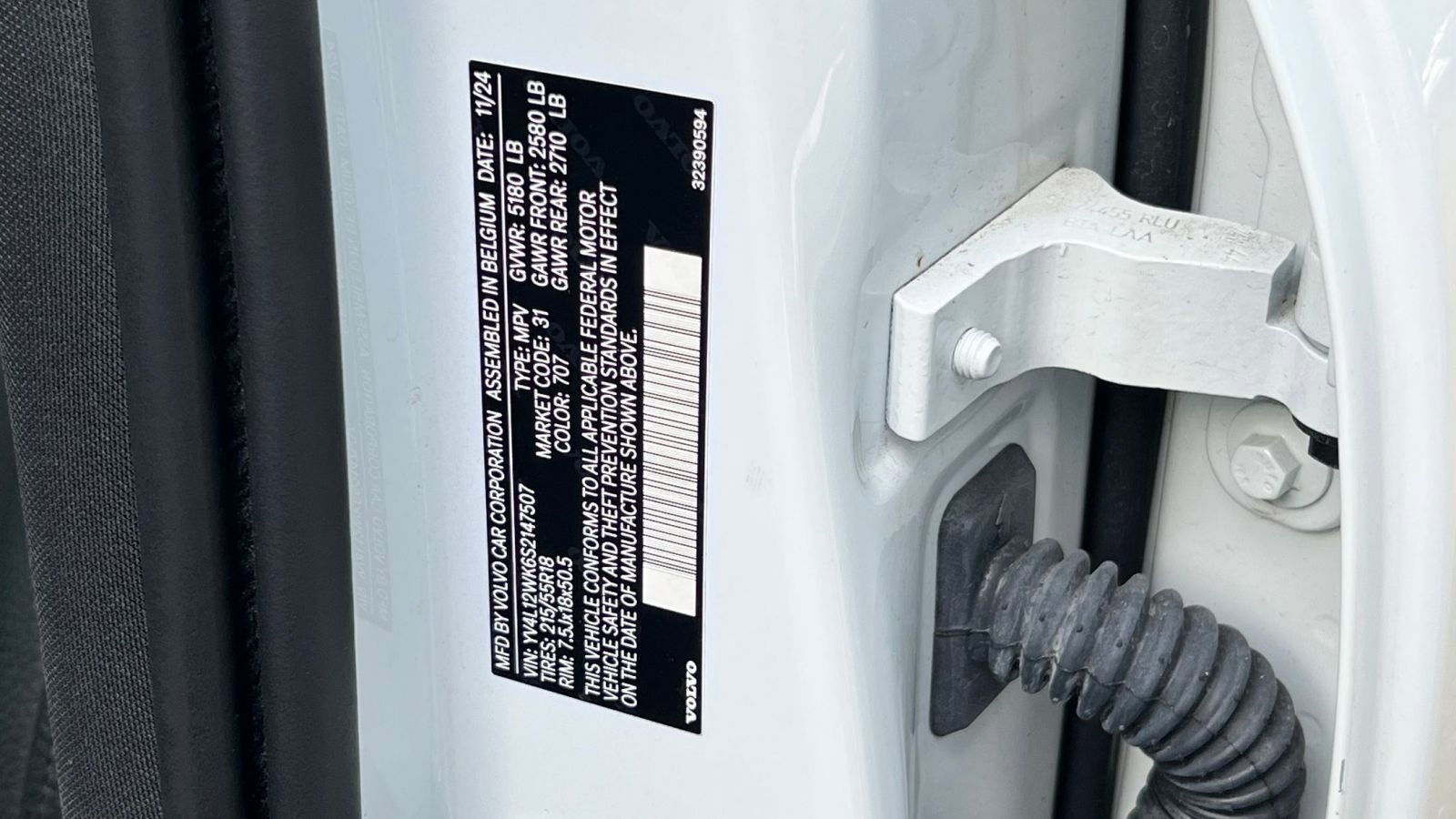 Used 2025 Volvo V60 B5 Cross Country Plus image 10