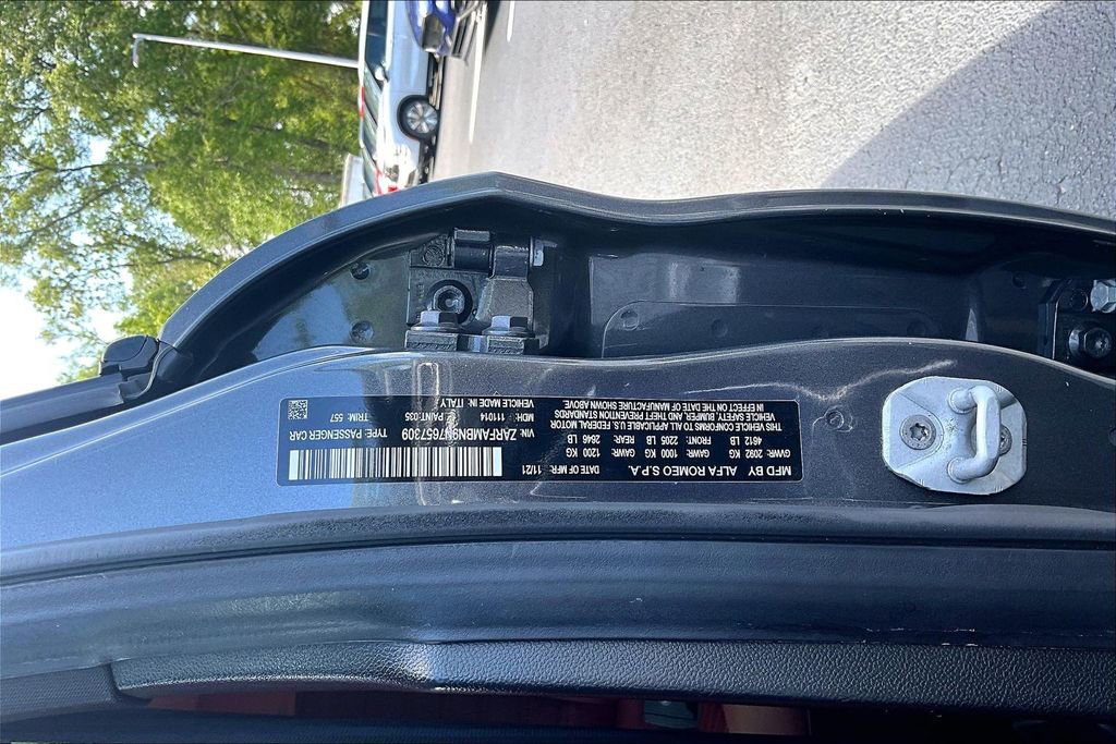 Used 2022 Alfa Romeo Giulia Veloce image 19