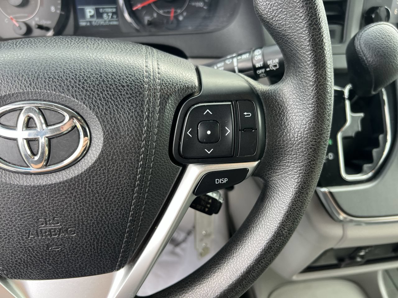 Used 2015 Toyota Sienna LE FWD image 20
