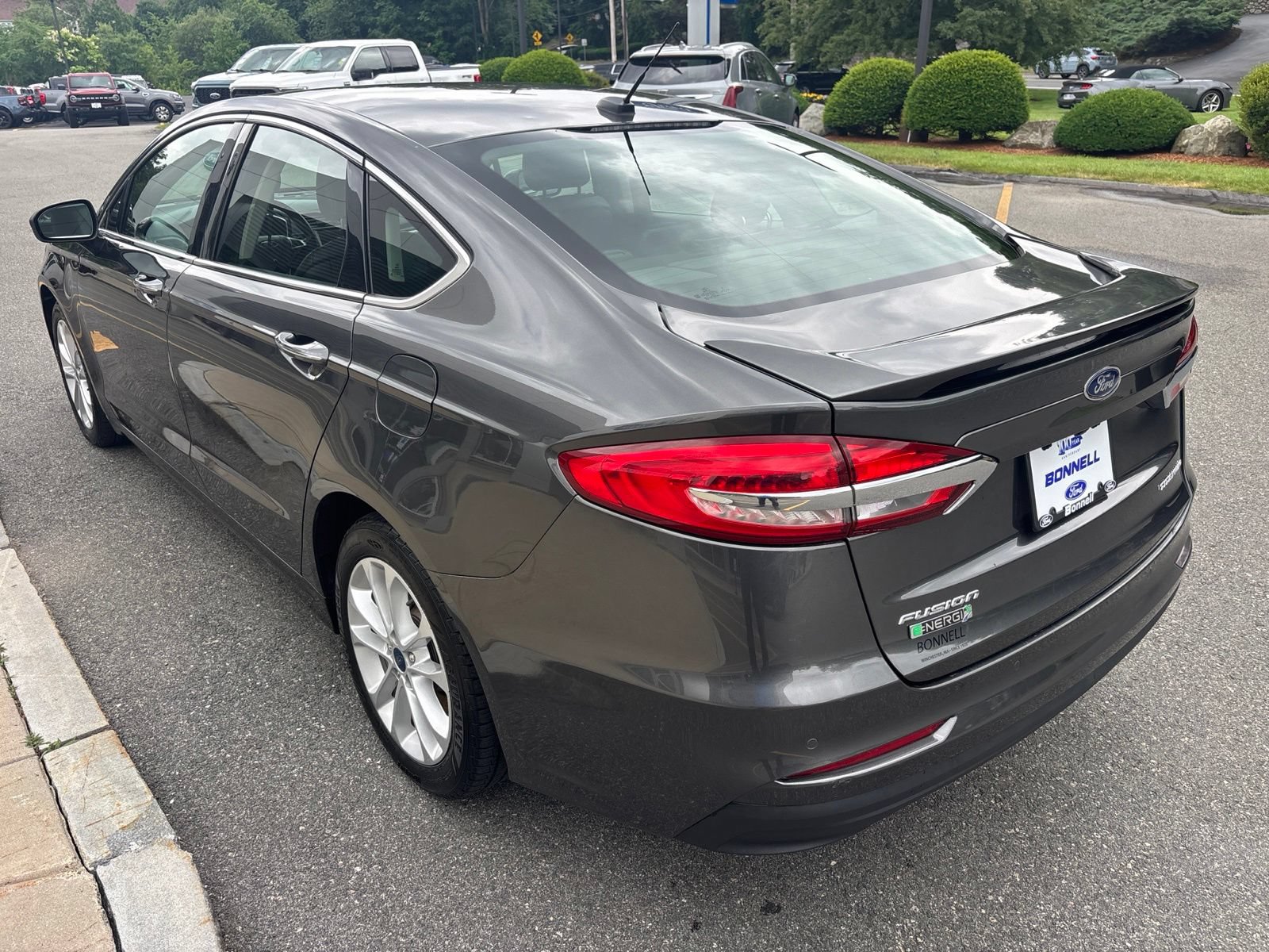 Used 2019 Ford Fusion Energi Titanium FWD image 5