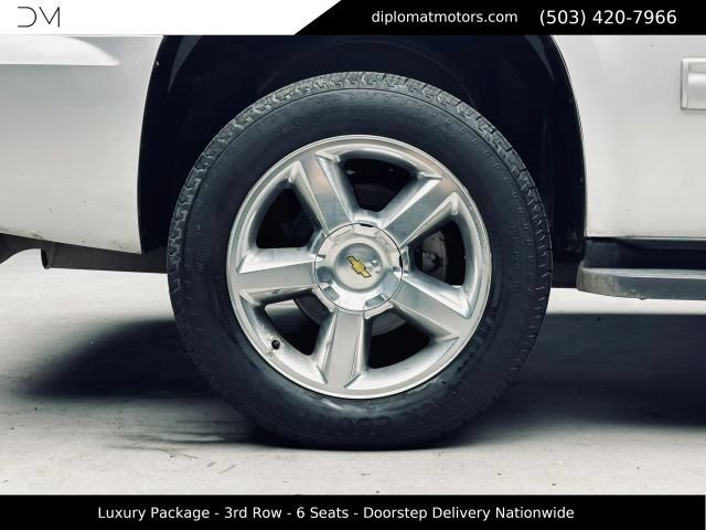 Used 2010 Chevrolet Tahoe LT w/ Luxury Package AWD/4WD image 44