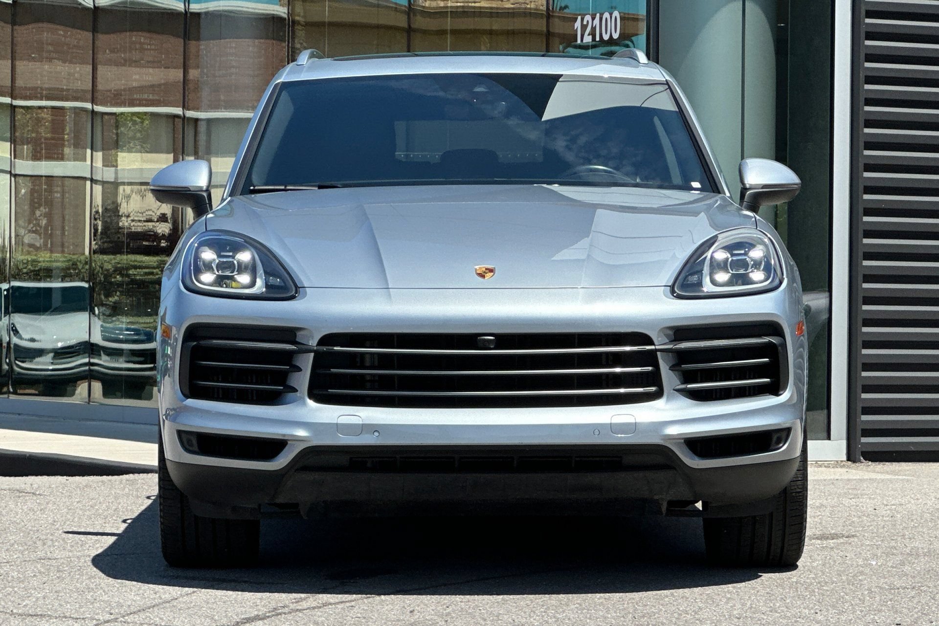 Certified 2023 Porsche Cayenne AWD/4WD image 11
