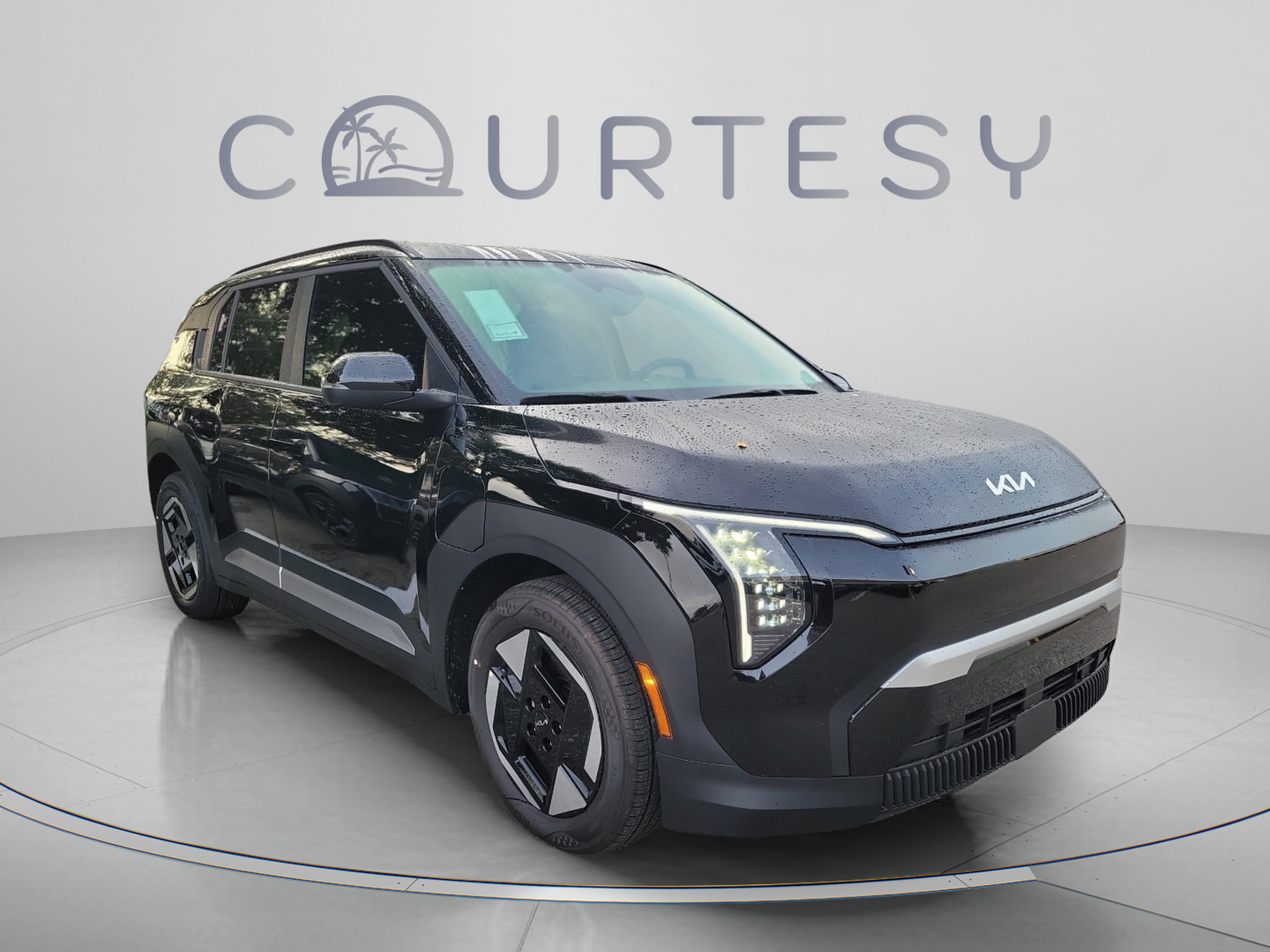 New 2027 Kia EV3 Wind FWD image 4