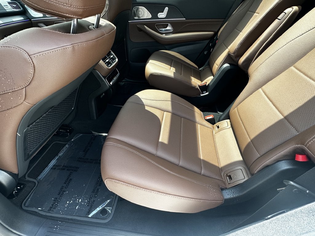 New 2026 Mercedes-Benz GLS 450 4MATIC image 24
