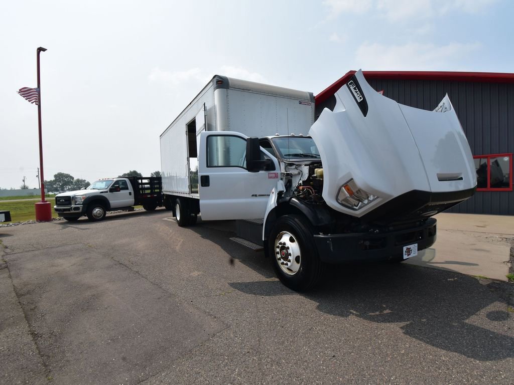 Used 2019 Ford F750 2WD Regular Cab Super Duty image 23