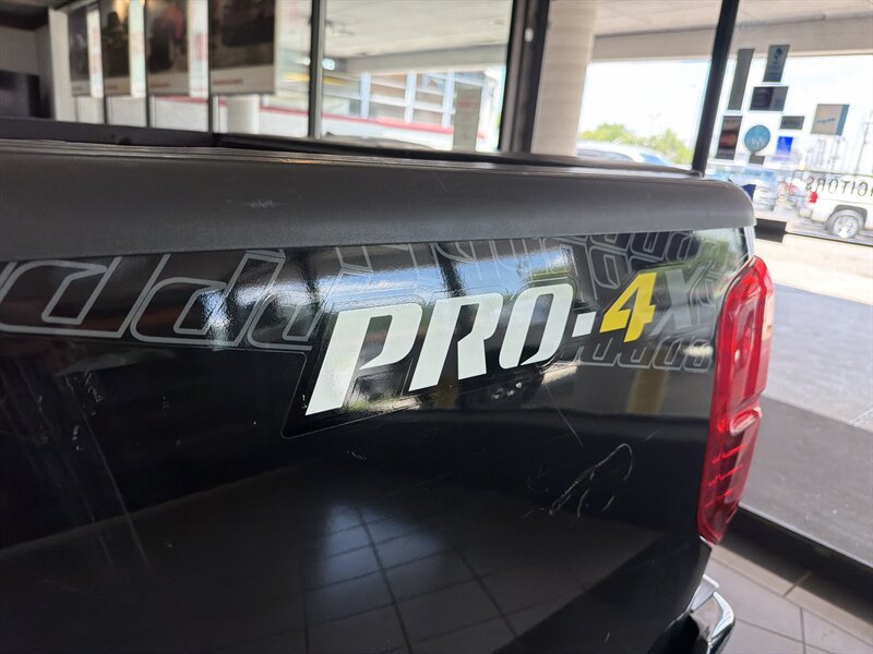 Used 2019 Nissan Frontier PRO-4X w/ Pro-4x Luxury Package AWD/4WD image 30