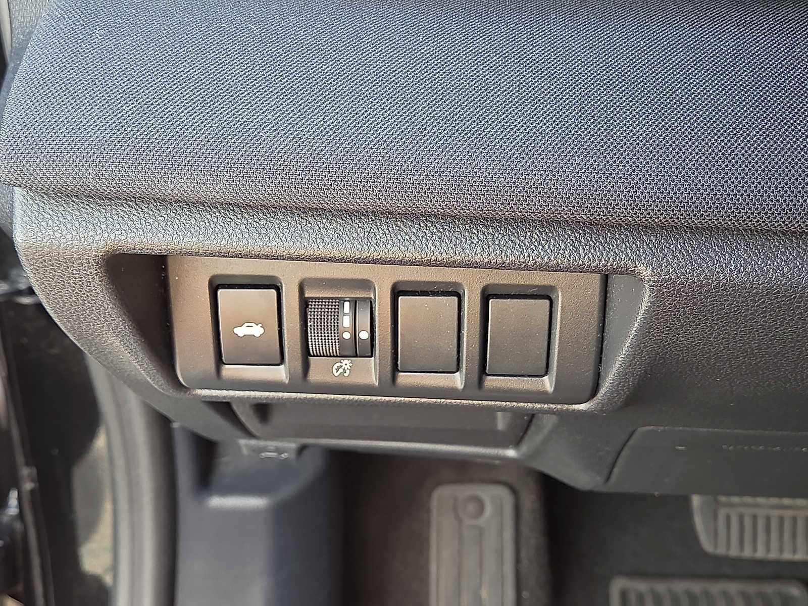 Used 2020 Subaru Legacy Premium image 24