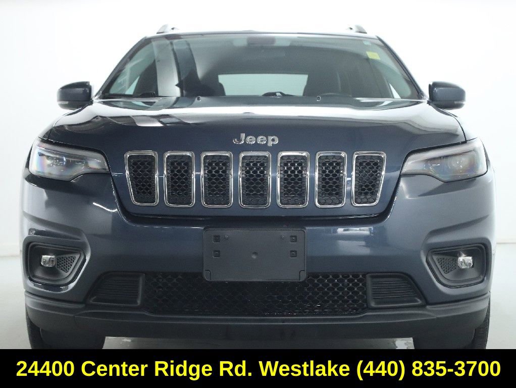 Used 2019 Jeep Cherokee Latitude Plus w/ Cold Weather Group AWD/4WD image 6
